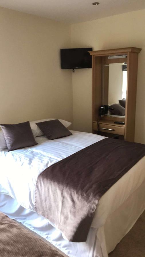 The Armada Inn Ballymoney Esterno foto
